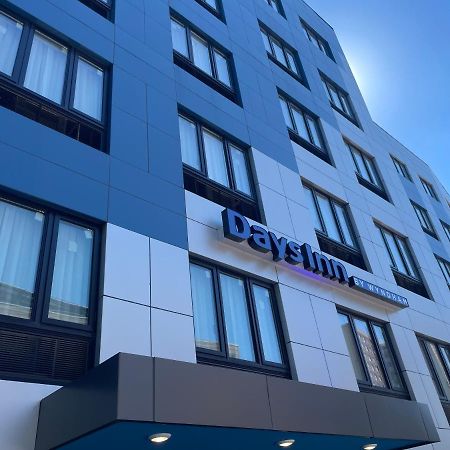 Days Inn By Wyndham Bronx Nyc New York Kültér fotó