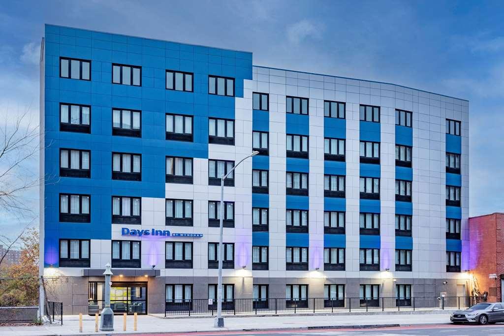 Days Inn By Wyndham Bronx Nyc New York Kültér fotó